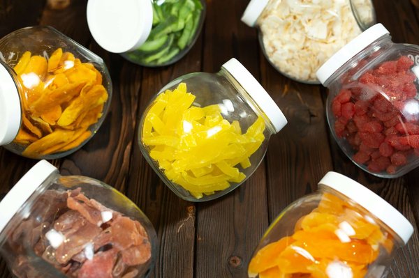 ¿Cómo ajustar tu alimentación para respaldar un entrenamiento intensivo de triatlón?